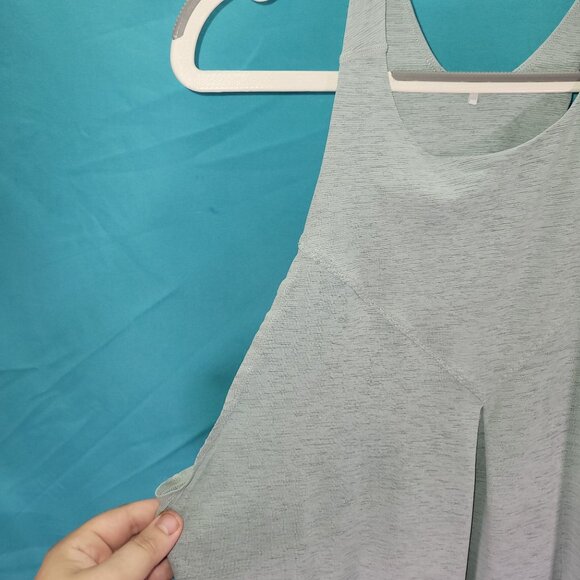 Prana Womens Medium Sleeveless Athletic Tank Top Gray Lightweight Stretch Fabric - Picture 2 of 7